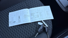 Vauxhall Astra 1.4i 16V Design 5dr Petrol Hatchback